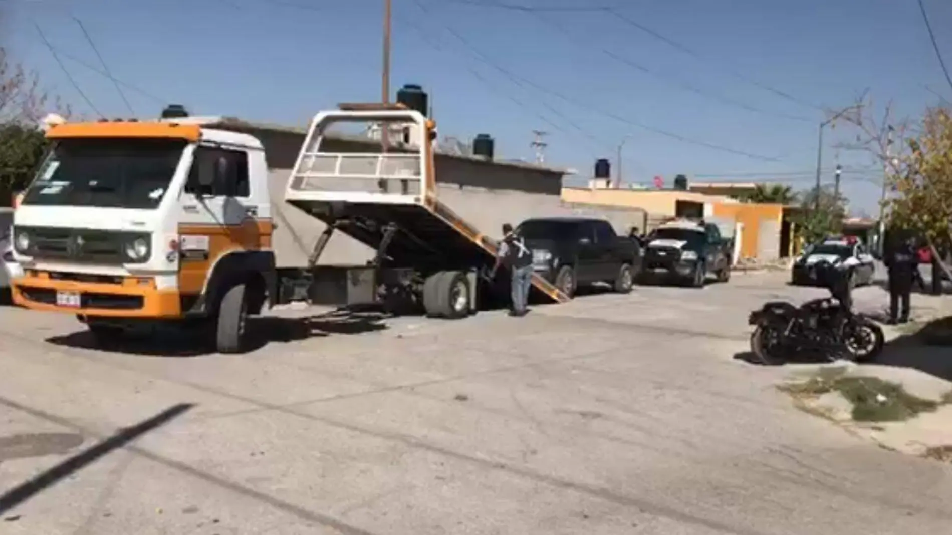 11 Autoridades recuperan camioneta después de persecución en Gómez Palacio